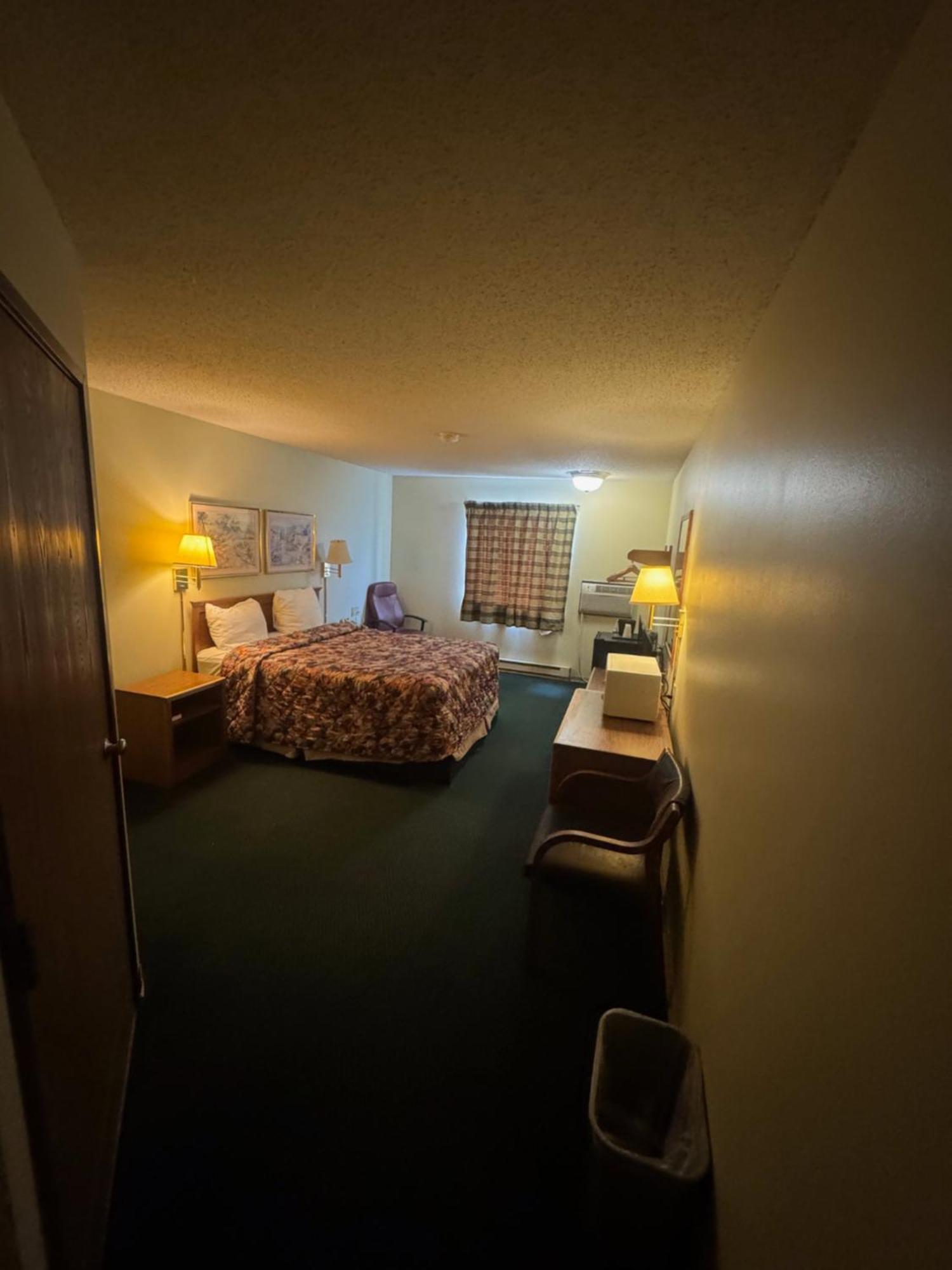 Smart Choice Inn Plankinton Экстерьер фото
