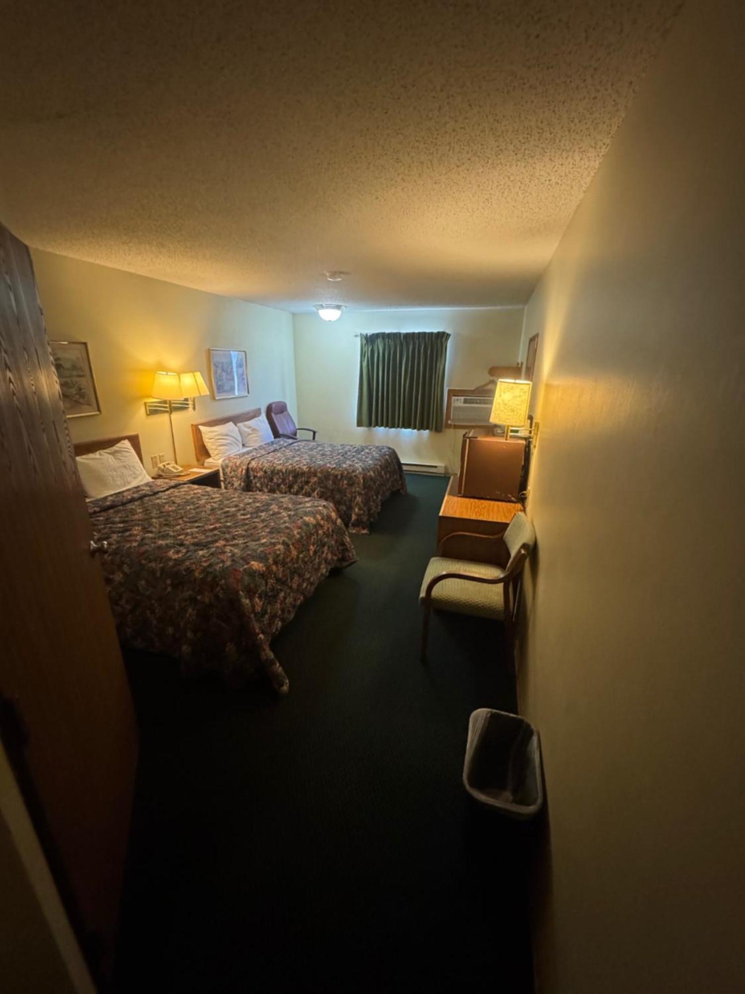 Smart Choice Inn Plankinton Экстерьер фото
